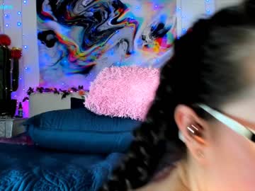 cam girl littlee33 image #404395
