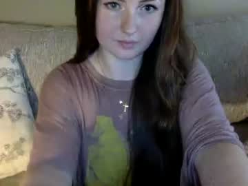 cam girl ellakittenn image #265972