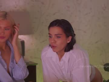 cam girl _2strangers image #2258087