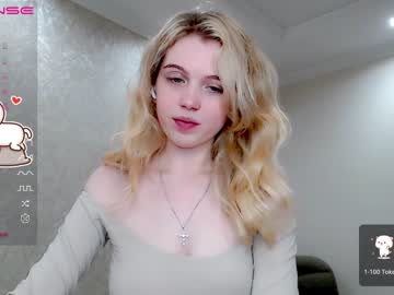 cam girl small_blondee image #3618604