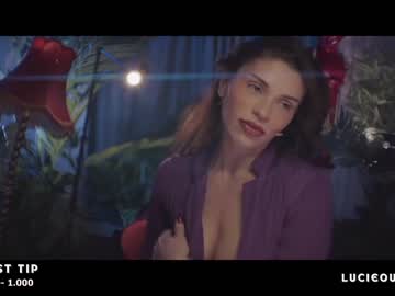 cam girl lucieoude_ image #3820318