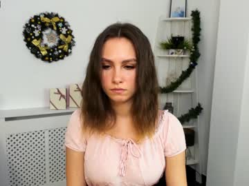 cam girl karaline_barns image #731266