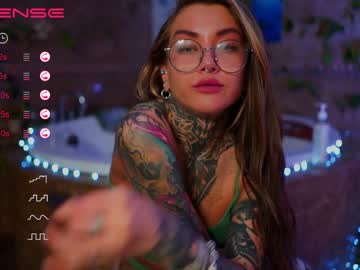 cam girl nickyneck image #3901451