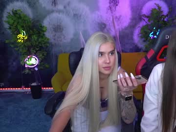 cam couple kira0541 image #2615836