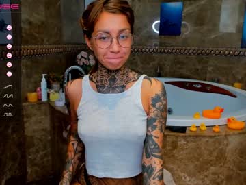 cam girl nickyneck image #327201
