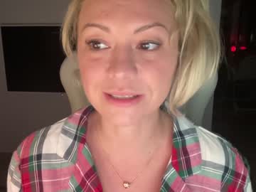 cam girl kiradivine image #2706994