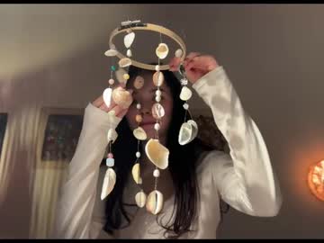 anntics_ cam