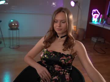 cam girl chillwithkira image #3791524