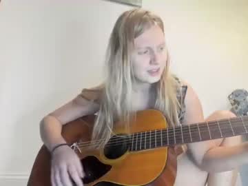 cam girl scartit image #3114045