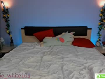 cam girl foxhilary image #2209731