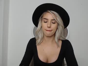 cam girl i_am_sarahxxx image #24106
