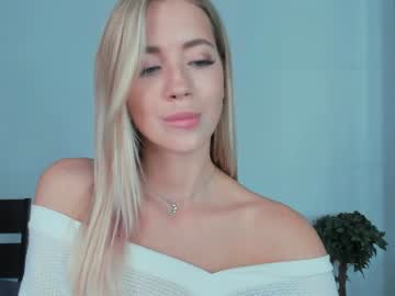 cam girl emmi_rosee image #258549