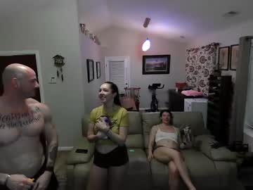 cam couple fit_threesome image #3641592