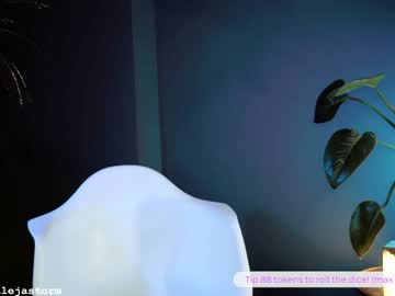 cam girl alejastorm image #858612