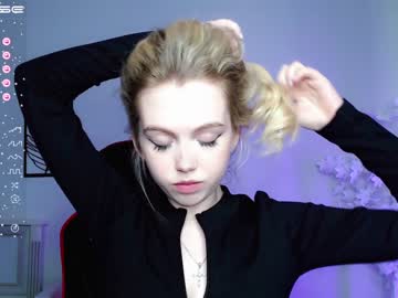 cam girl small_blondee image #3818023