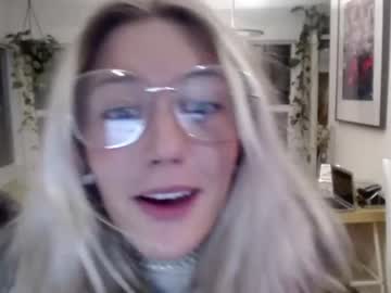 cam girl bambis_honeypot image #1037115