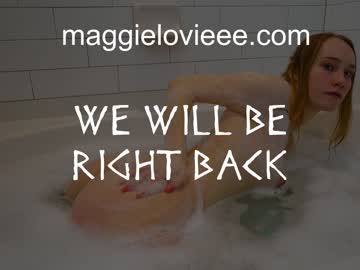 cam girl maggielovieee image #1029352