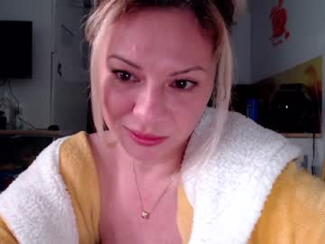 cam girl kiradivine image #1573435