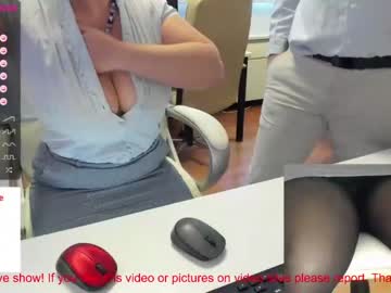 cam couple milf_viktoria image #3194055