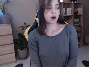 cam girl juicy_peach88 image #3588087