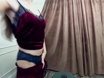 cam girl ehotlovea image #786508