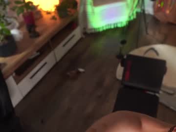 cam girl juicyandthepussyblvd image #3870413