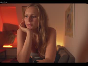 cam girl chillwithkira image #1745814