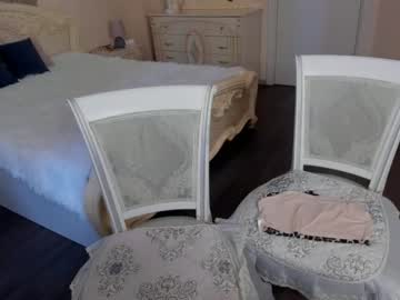 cam girl emilia_me image #3129065