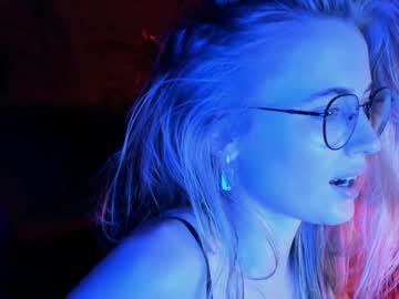 cam girl linellali image #2909358