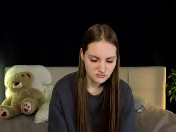 enchanting_ella cam