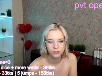 cam girl joyce_coy image #3745542