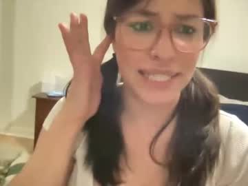 cam girl itsarielford image #3476131