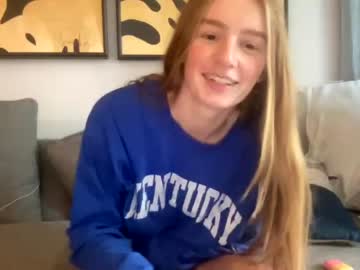 cam girl kaybrookee image #2829662