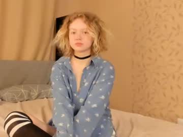 cam girl juliesalazar image #3933095