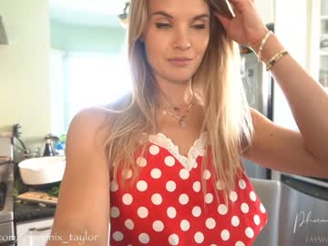 cam girl phoenix_taylor image #1567381