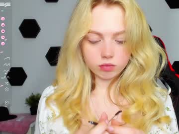 cam girl small_blondee image #3838695