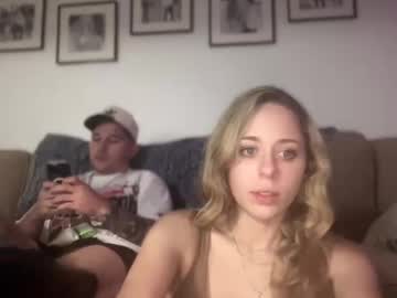 cam couple isabellababy212 image #4068247