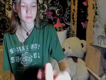 cam girl becky_luu_ image #3985455