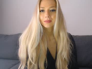 cam girl pervyblonde image #1025785