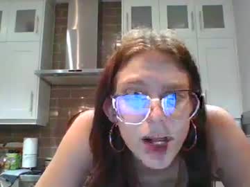 cam girl ayowen image #4019891