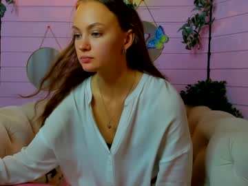 cam girl milamalesh image #2695830