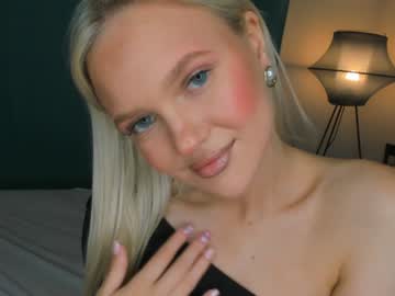 cam girl sarahphylliss image #2486473