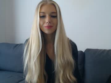 cam girl pervyblonde image #192353