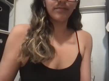 cam girl shygirldanni image #3943710