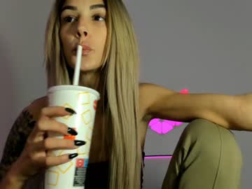 cam girl hotfallingdevil image #2848204