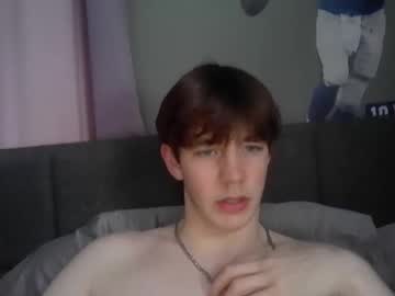 yungphysique0 cam