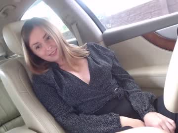 cam girl juicy_peach88 image #2354833