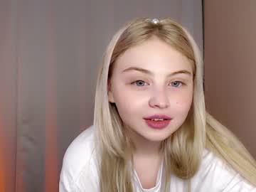 cam girl shy_blondiee image #3661277