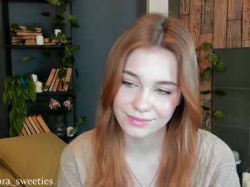 cam girl thomashelena image #1240291