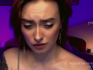 cam girl _yvie_ image #413465